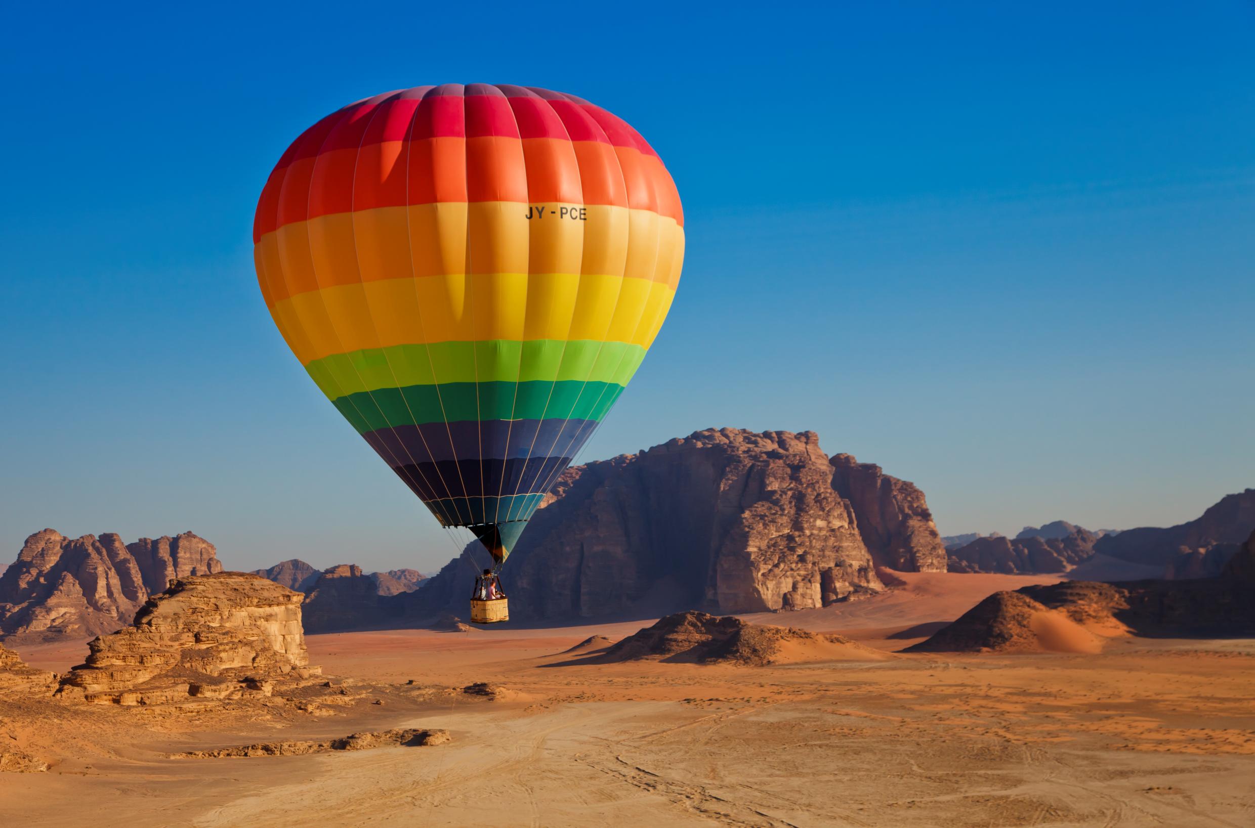 Viajar en globo en Jordania