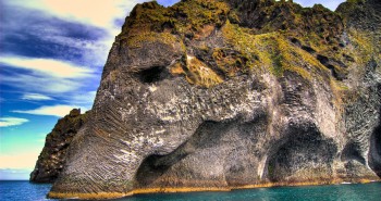 La belleza de Elephant Rock en Islandia