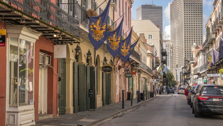 Balcones de hierro forjado en el Barrio Francés de Nueva Orleans